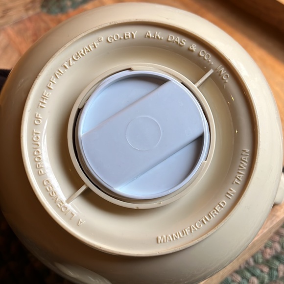 Pfaltzgraff Remembrance Coffee Insulated Carafe - Picture 4 of 6